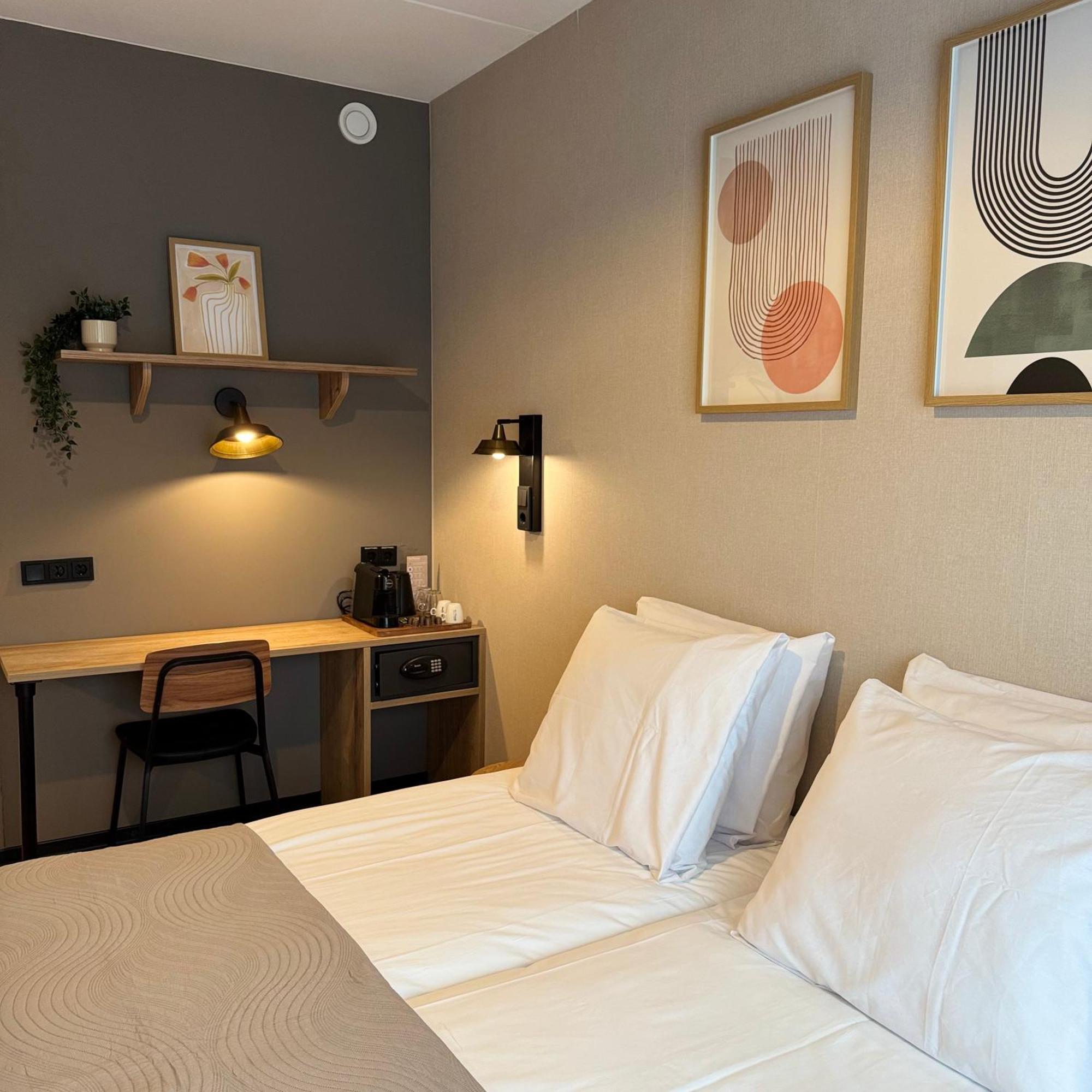 Hotel Emilia Kaatsheuvel Esterno foto