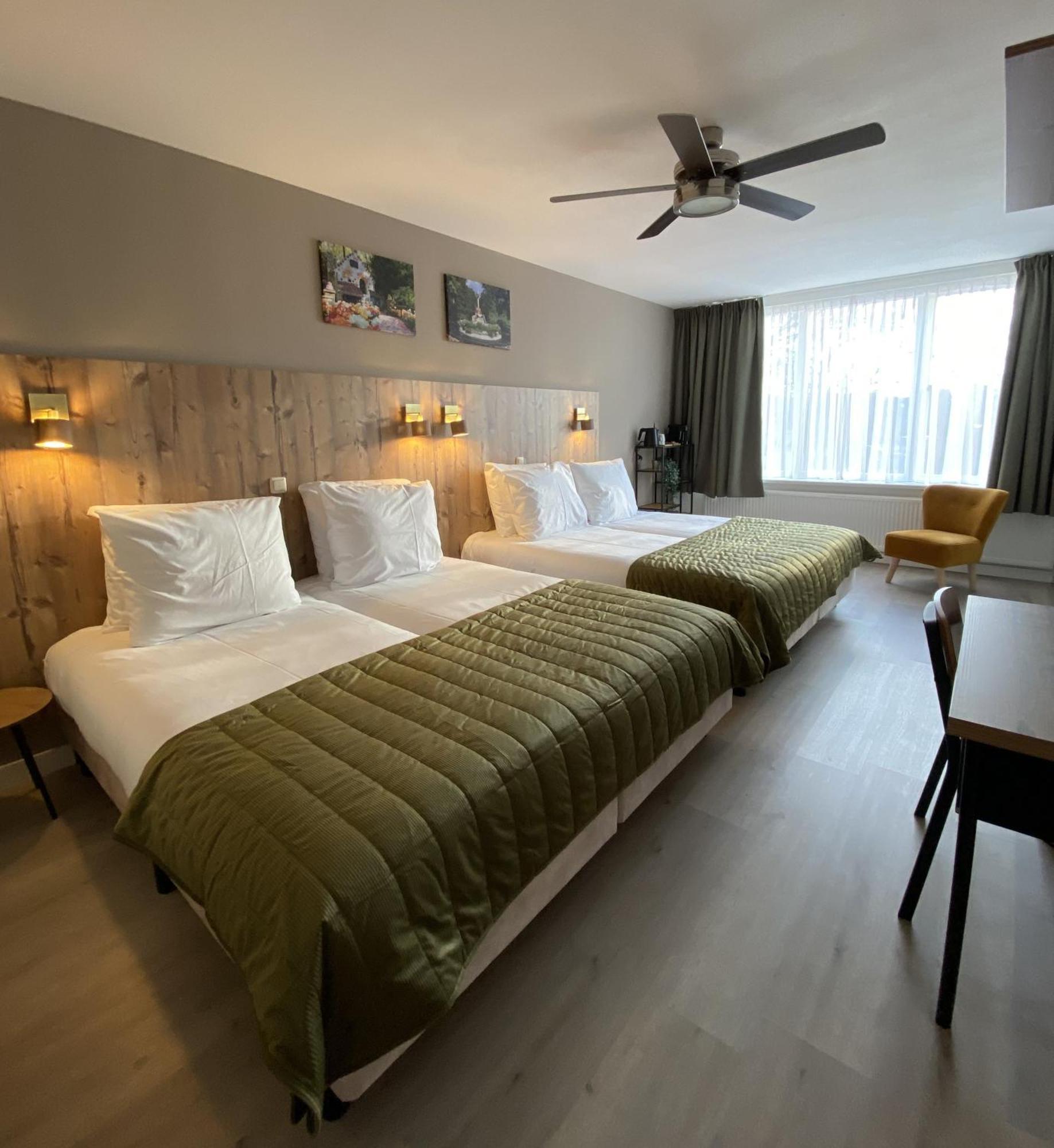 Hotel Emilia Kaatsheuvel Esterno foto