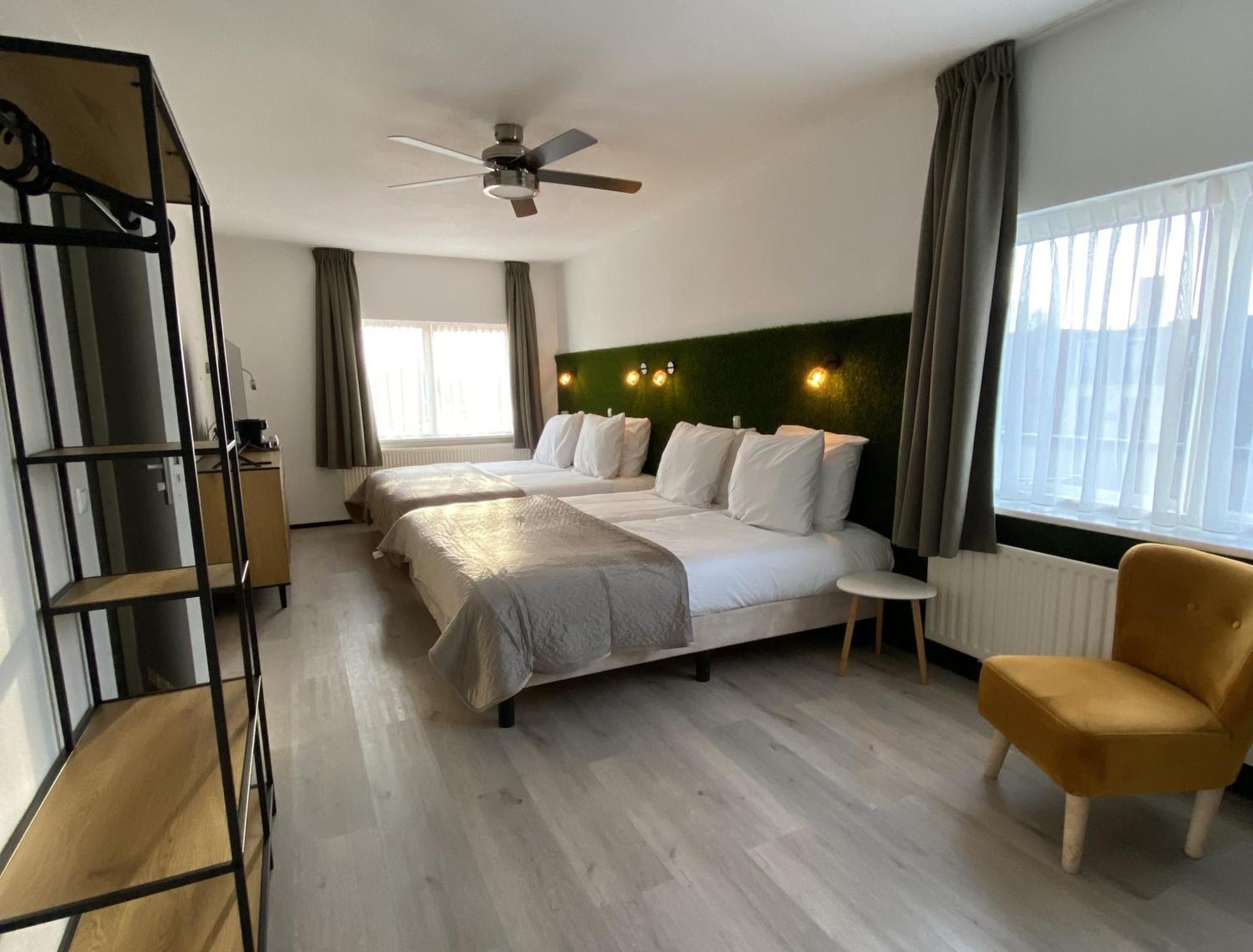 Hotel Emilia Kaatsheuvel Esterno foto